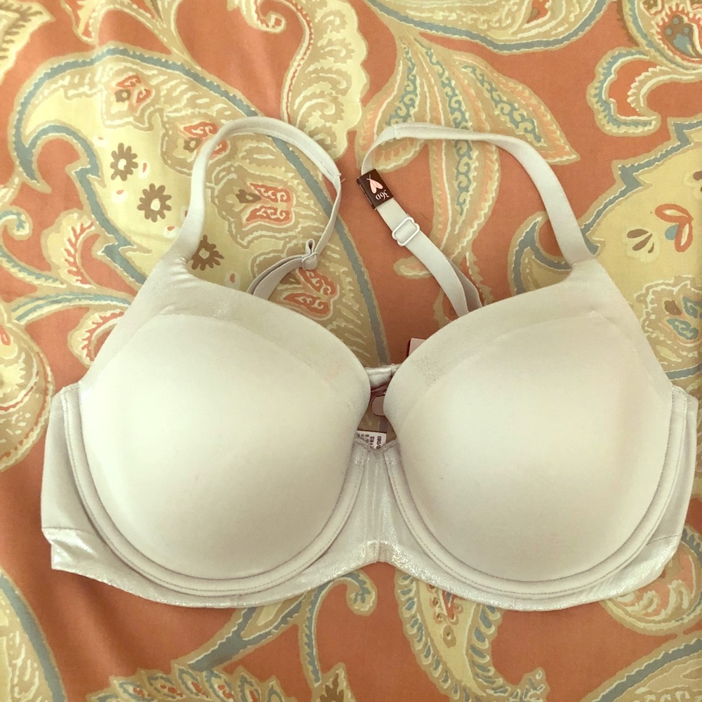 🌸Body By Victoria NWT— Lined Demi🌸